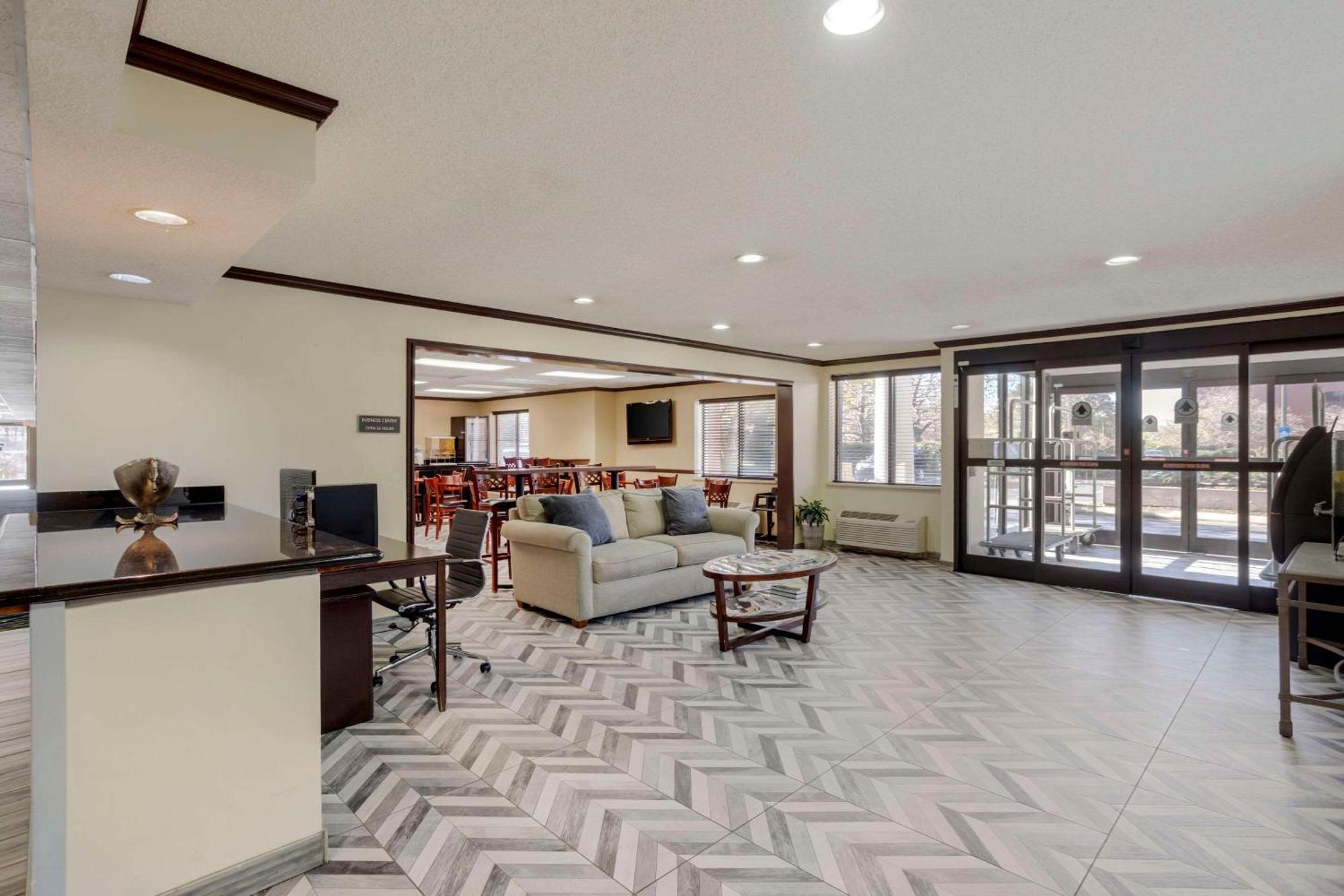 Comfort Inn & Suites ブレントウッド エクステリア 写真