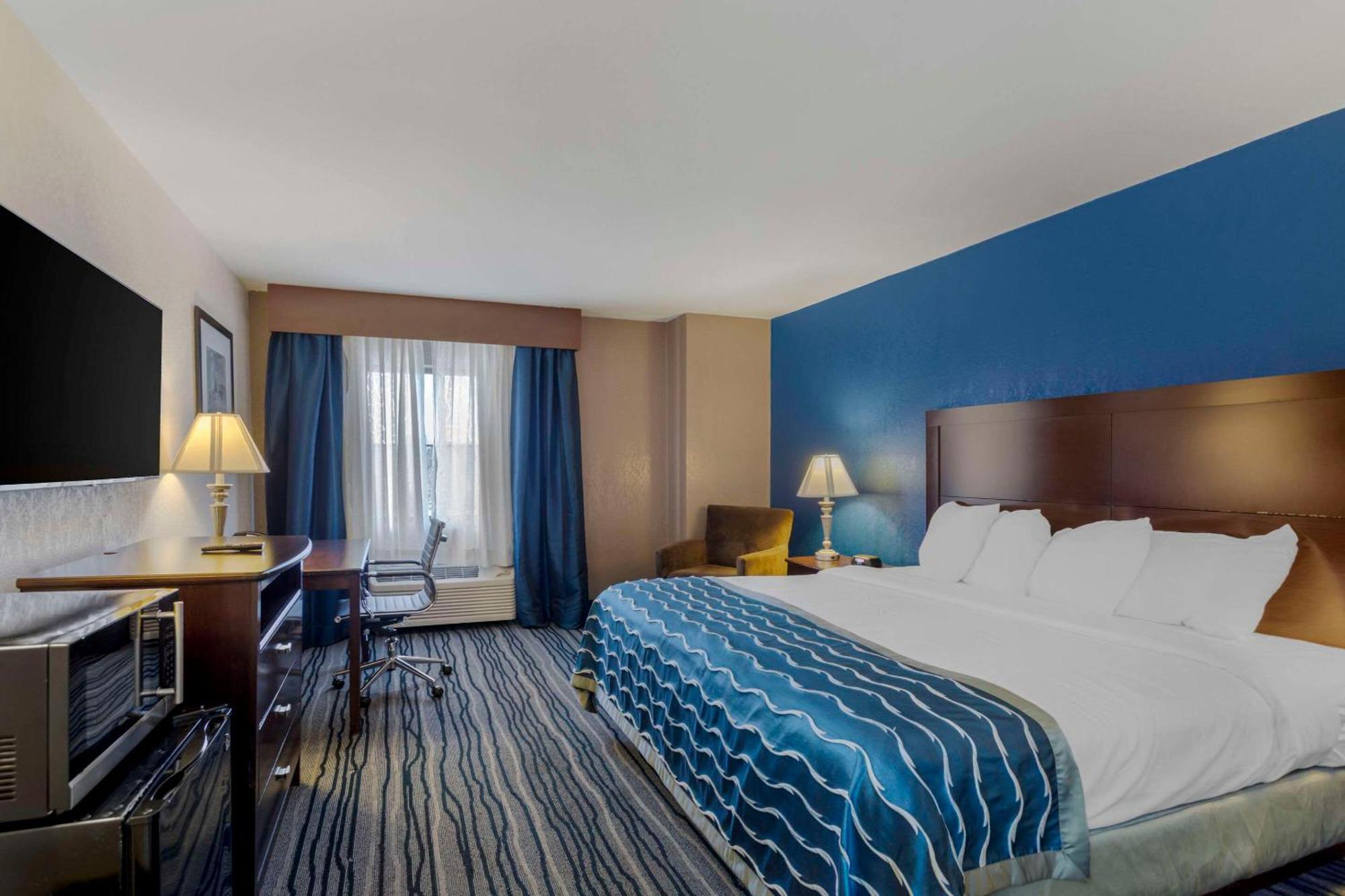 Comfort Inn & Suites ブレントウッド エクステリア 写真