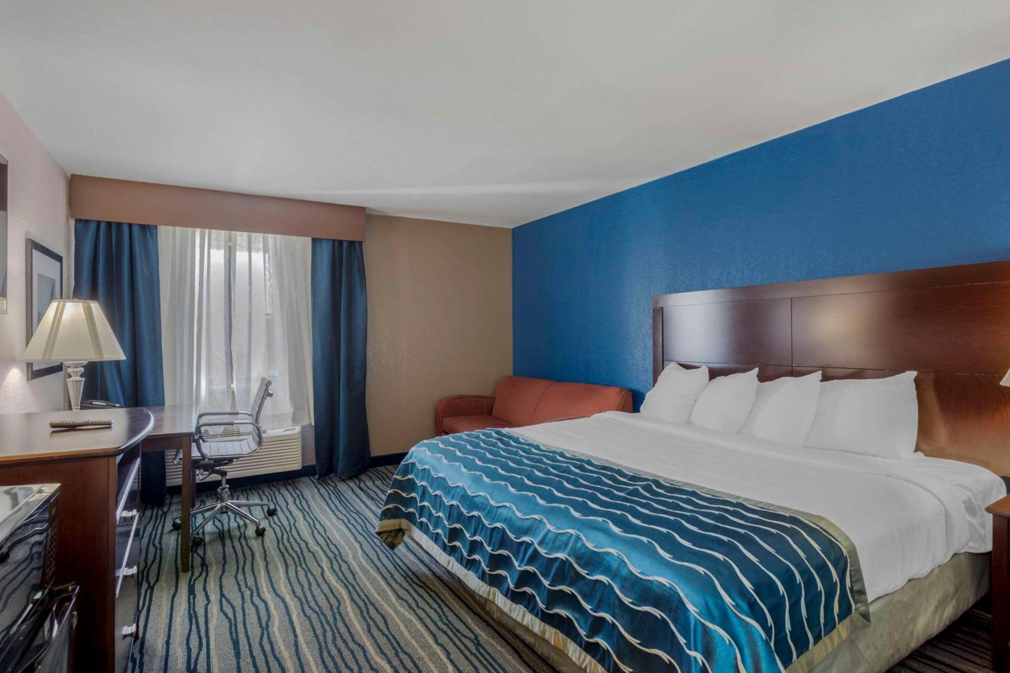 Comfort Inn & Suites ブレントウッド エクステリア 写真