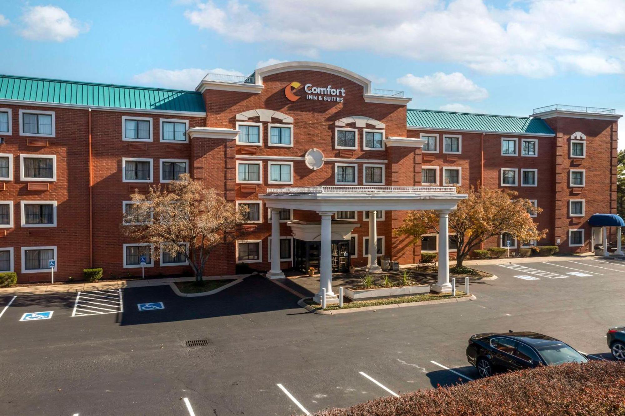 Comfort Inn & Suites ブレントウッド エクステリア 写真