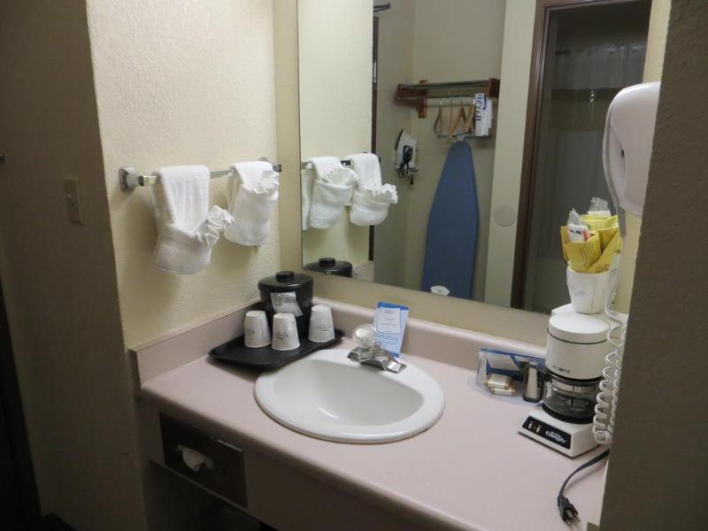 Comfort Inn & Suites ブレントウッド エクステリア 写真